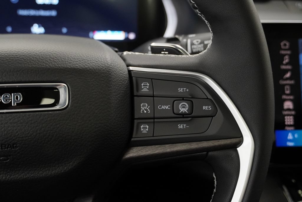 New 2026 Jeep Grand Cherokee L Limited AWD/4WD image 27
