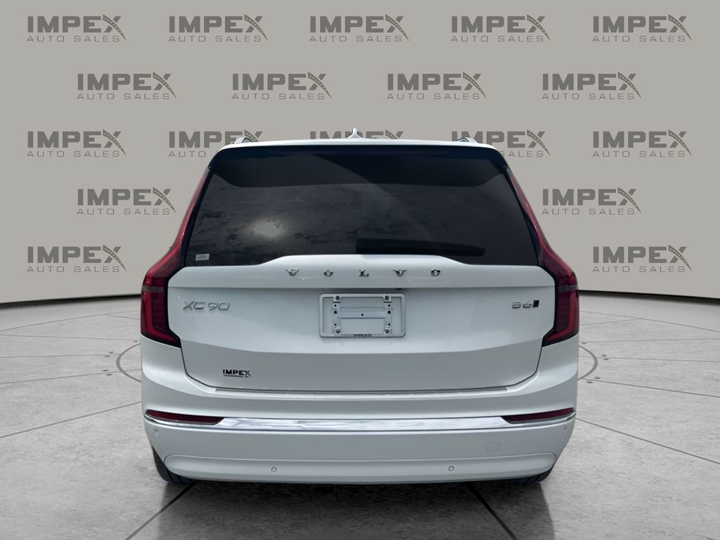 Used 2026 Volvo XC90 B6 Plus w/ Protection Package Premier AWD/4WD image 4