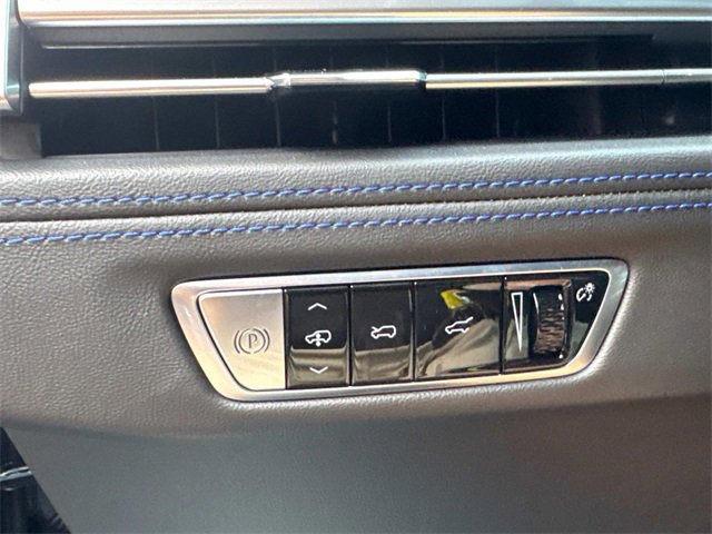 New 2025 Cadillac Escalade IQ Luxury 1 w/ Smart Trailering package image 31