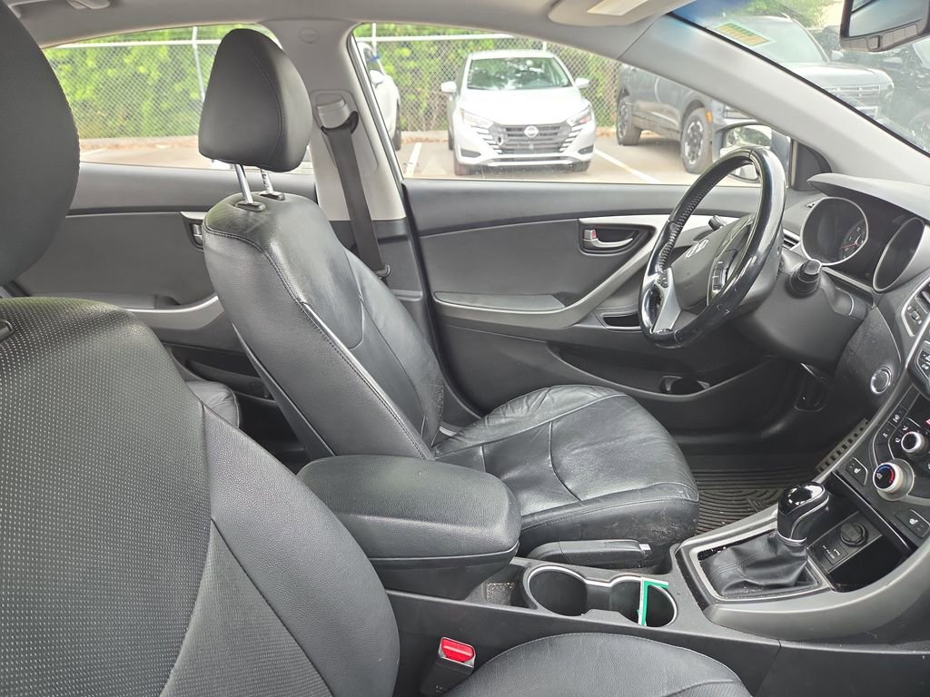 Used 2015 Hyundai Elantra Sport w/ Option Group 04 FWD image 11