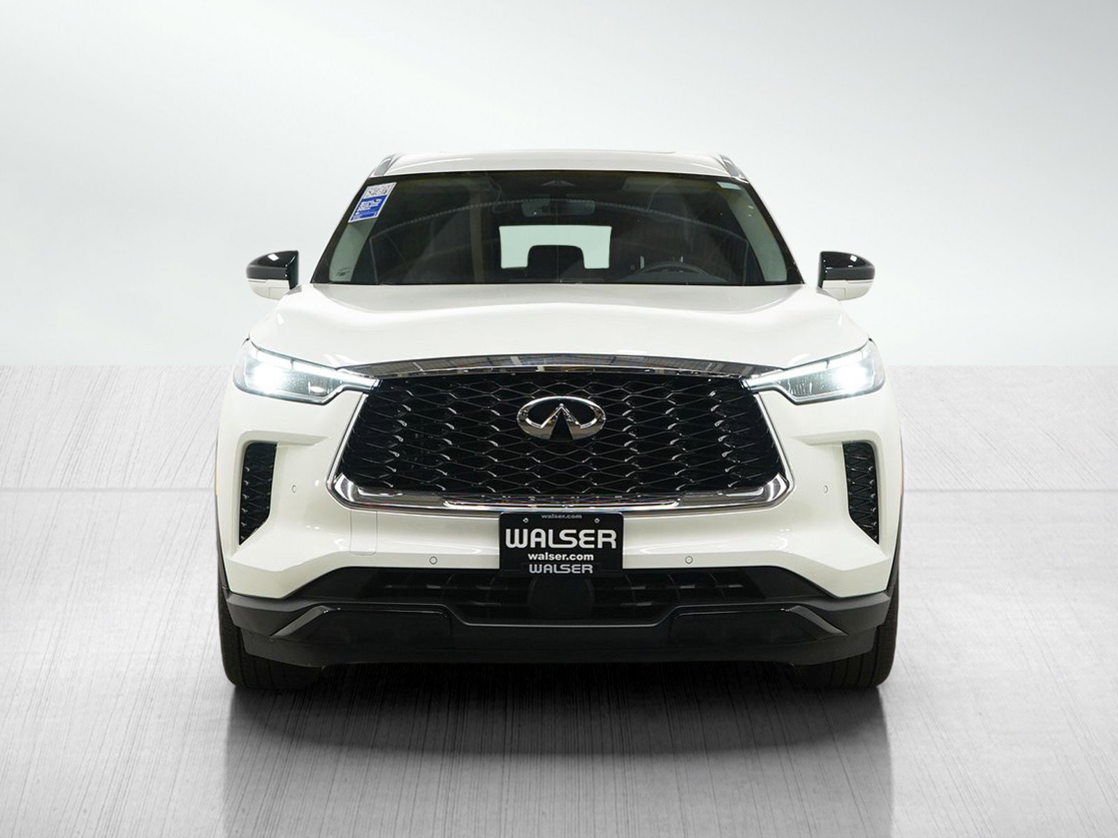 Used 2024 INFINITI QX60 Luxe AWD/4WD image 8