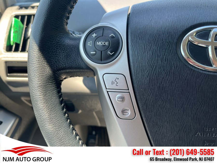 Used 2014 Toyota Prius V Five FWD image 24