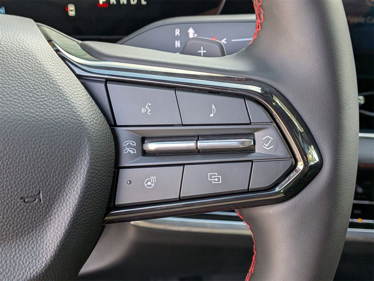 New 2026 Chevrolet Equinox RS w/ Convenience Package III image 12