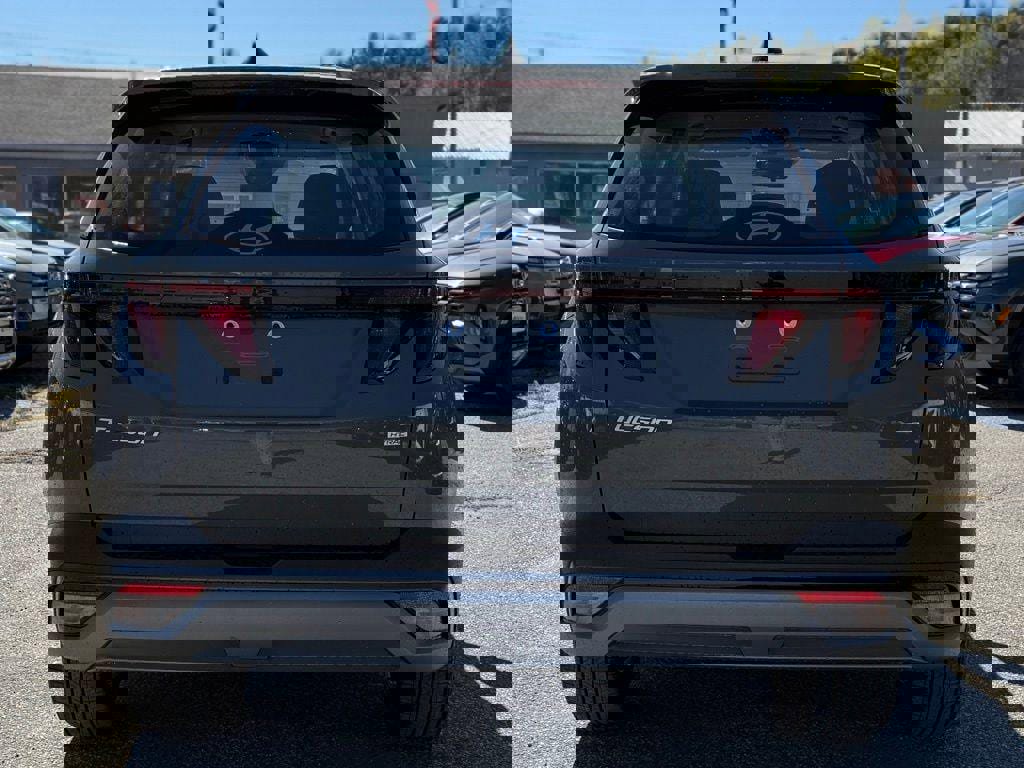 New 2026 Hyundai Tucson SE image 4
