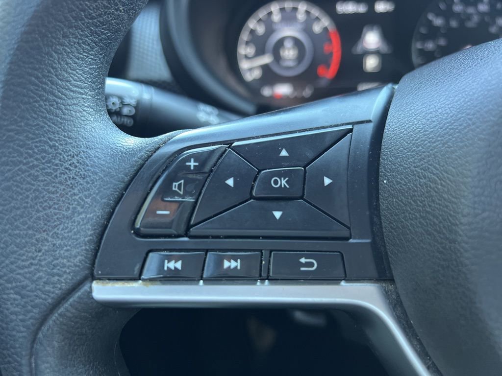 Used 2021 Nissan Kicks SV image 26