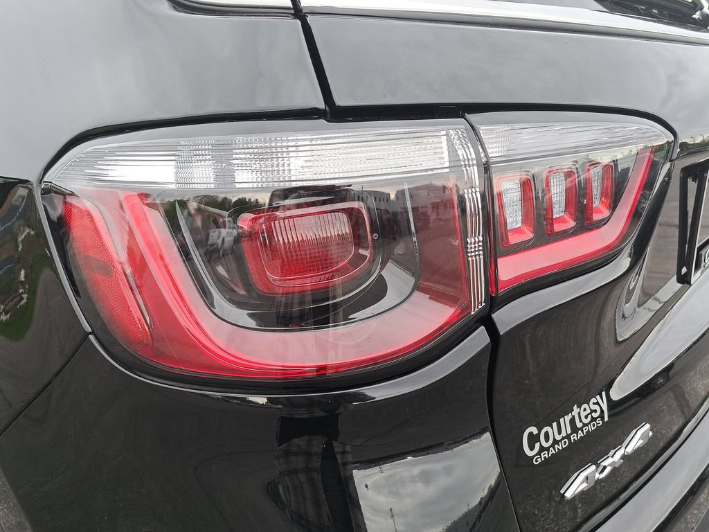 Certified 2024 Jeep Compass Limited AWD/4WD image 32