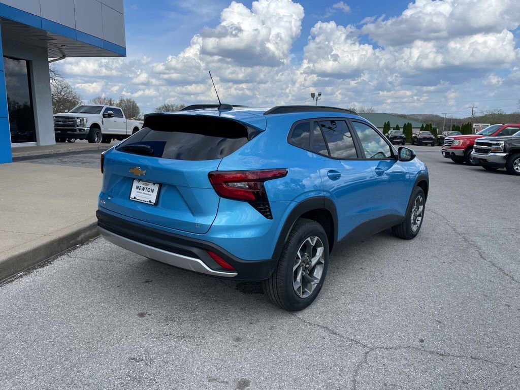 New 2026 Chevrolet Trax LT w/ Driver Confidence Package FWD image 48
