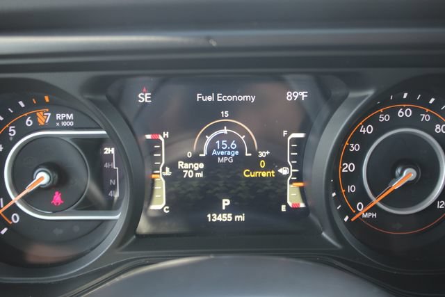 Used 2024 Jeep Gladiator Sport w/ Premium Package AWD/4WD image 18