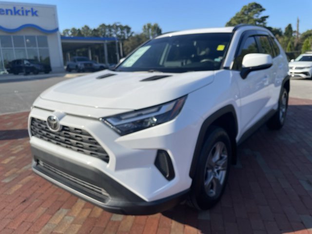 Used 2024 Toyota RAV4 XLE w/ Convenience Package FWD image 1