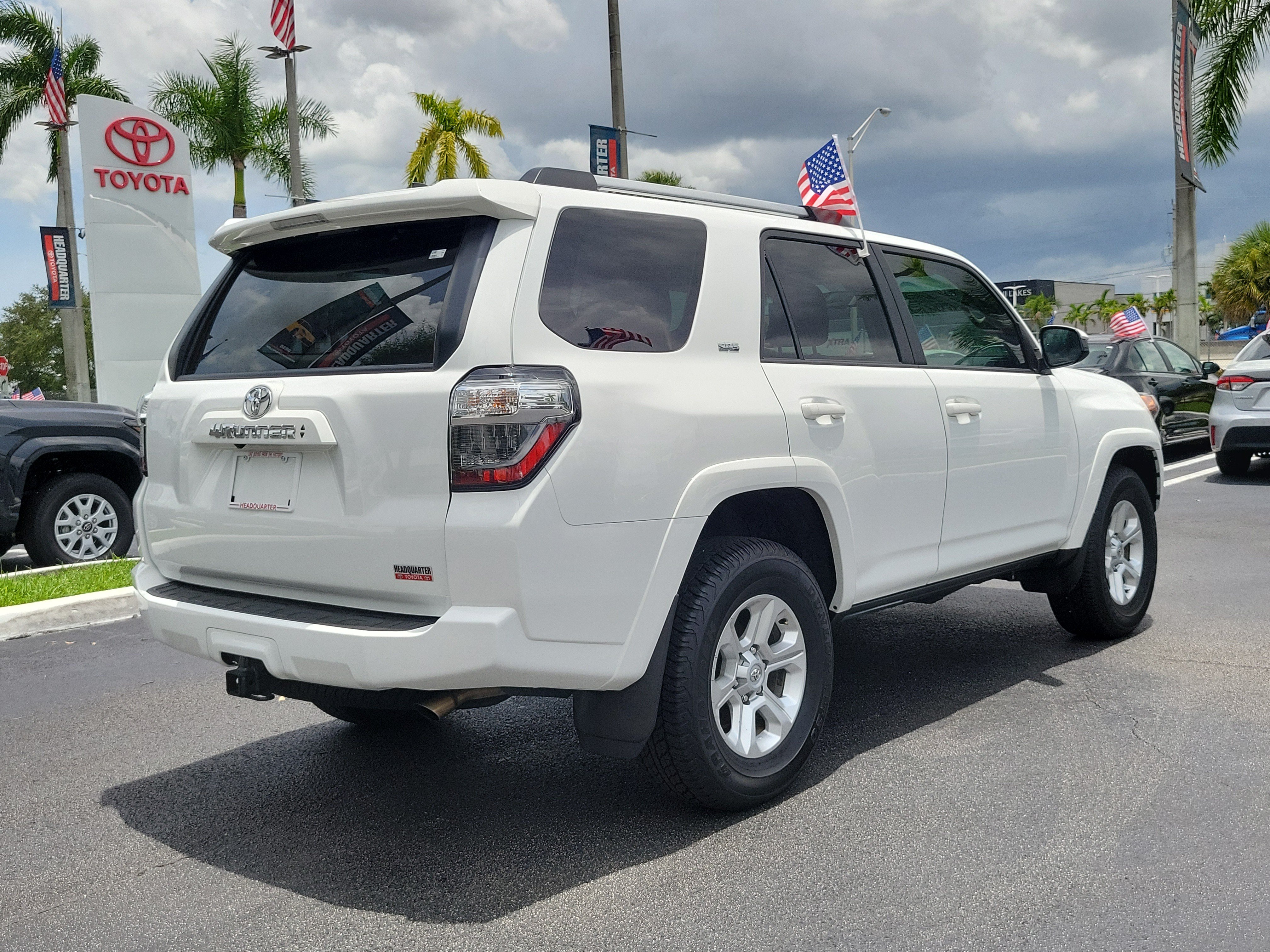 Used 2024 Toyota 4Runner SR5 RWD image 12