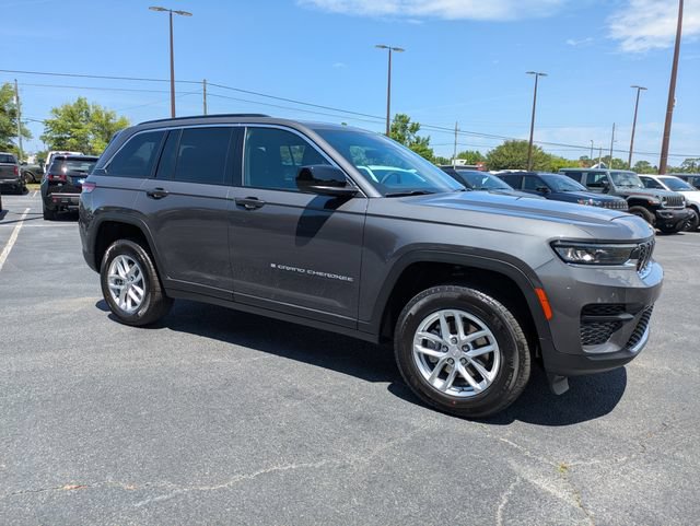 New 2026 Jeep Grand Cherokee Laredo X AWD/4WD image 2