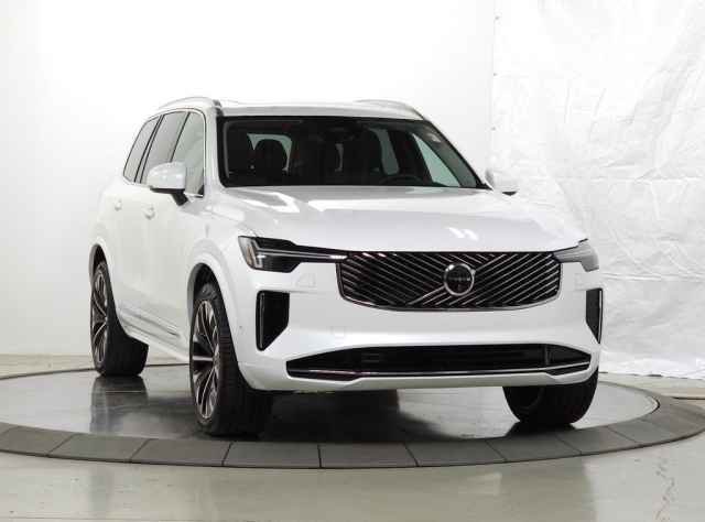 Used 2025 Volvo XC90 B6 Plus