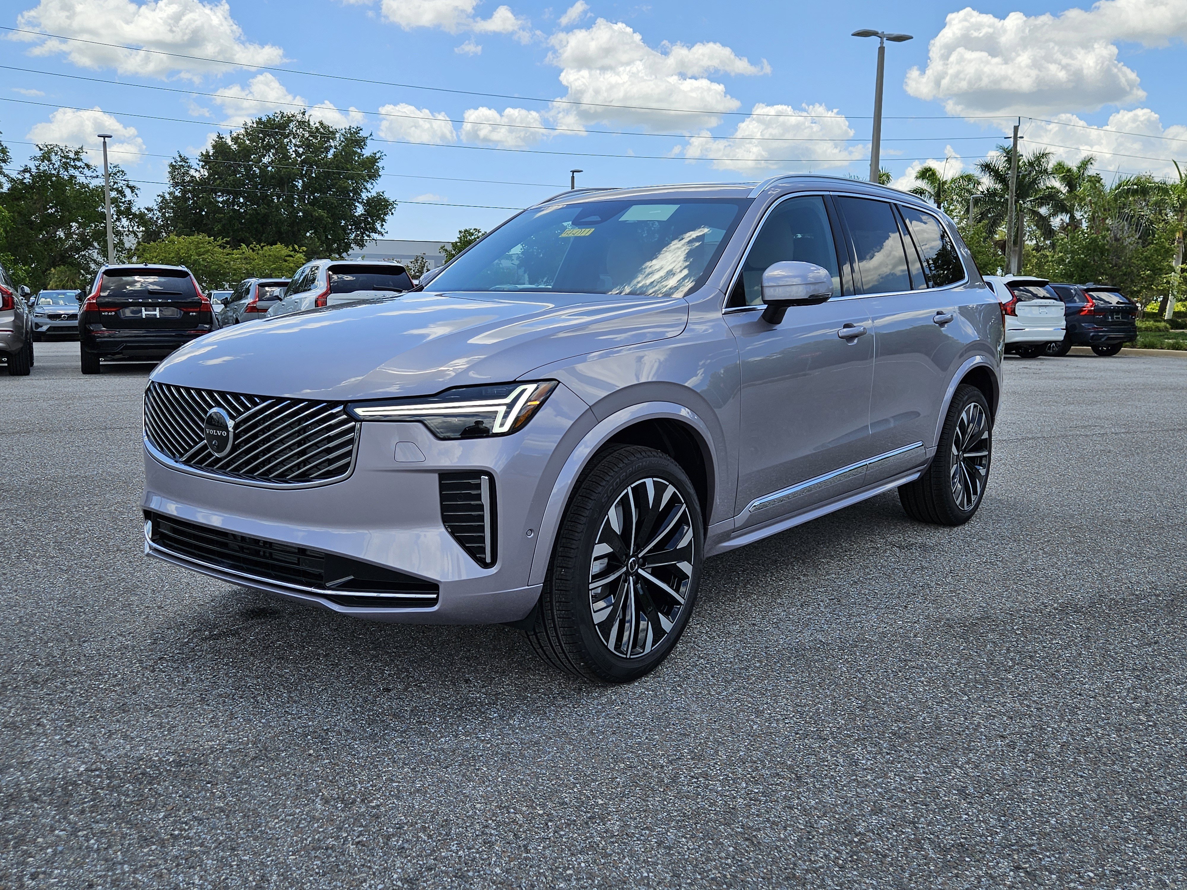New 2026 Volvo XC90 B5 Plus image 3