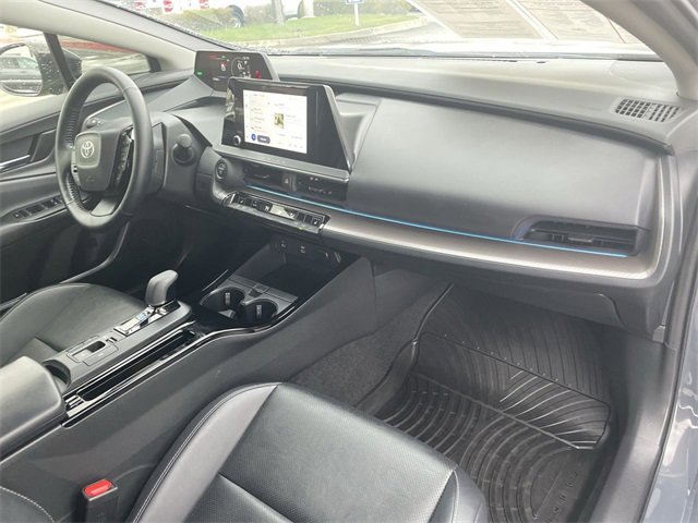 Used 2023 Toyota Prius XLE image 27