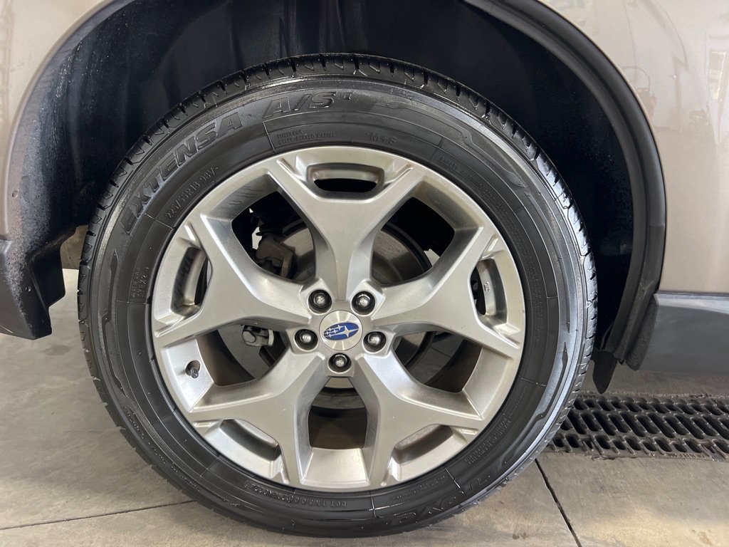 Used 2018 Subaru Forester 2.5i Touring AWD/4WD image 44