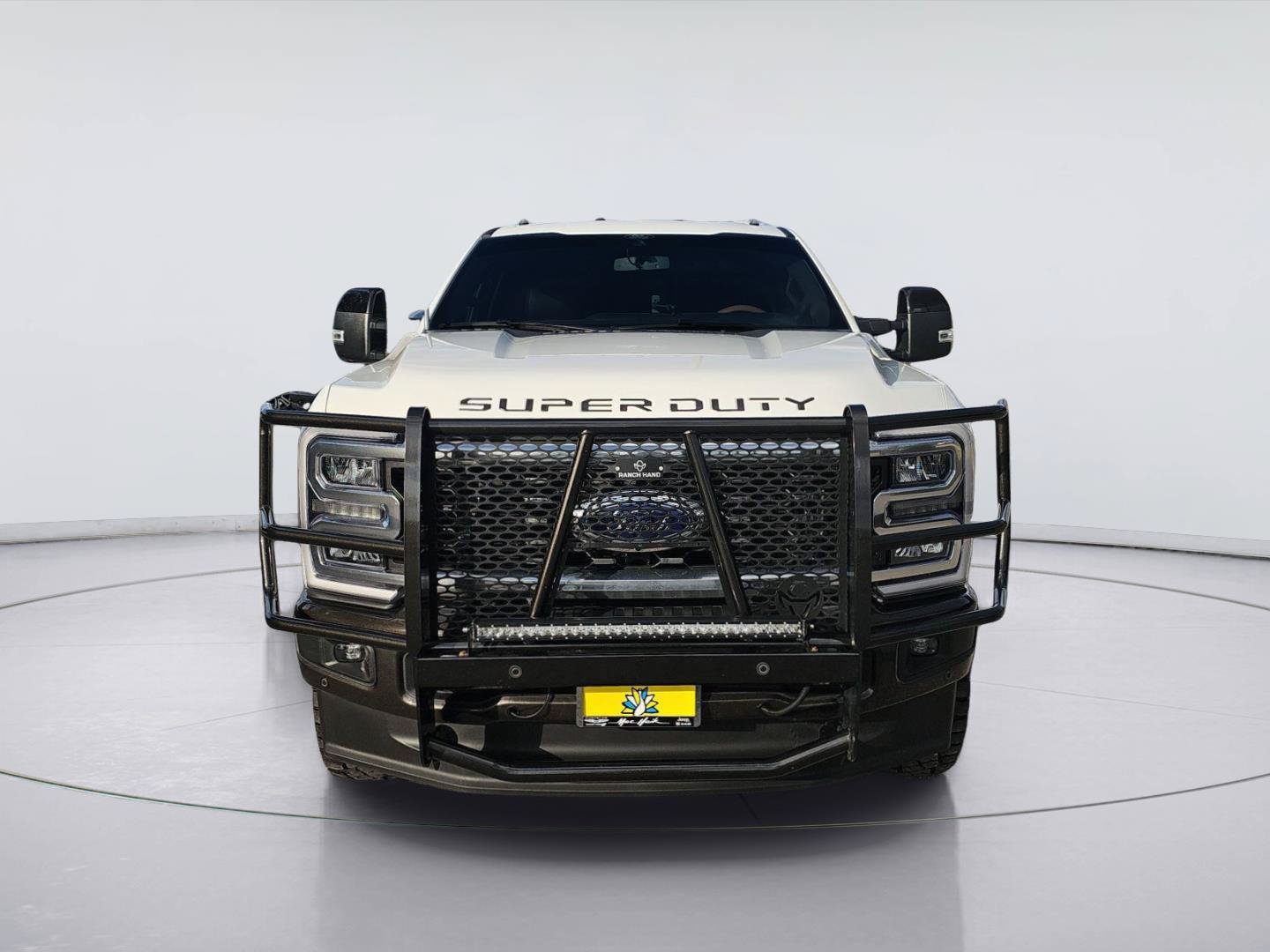 Used 2025 Ford F350 King Ranch w/ FX4 Off-Road Package AWD/4WD image 8