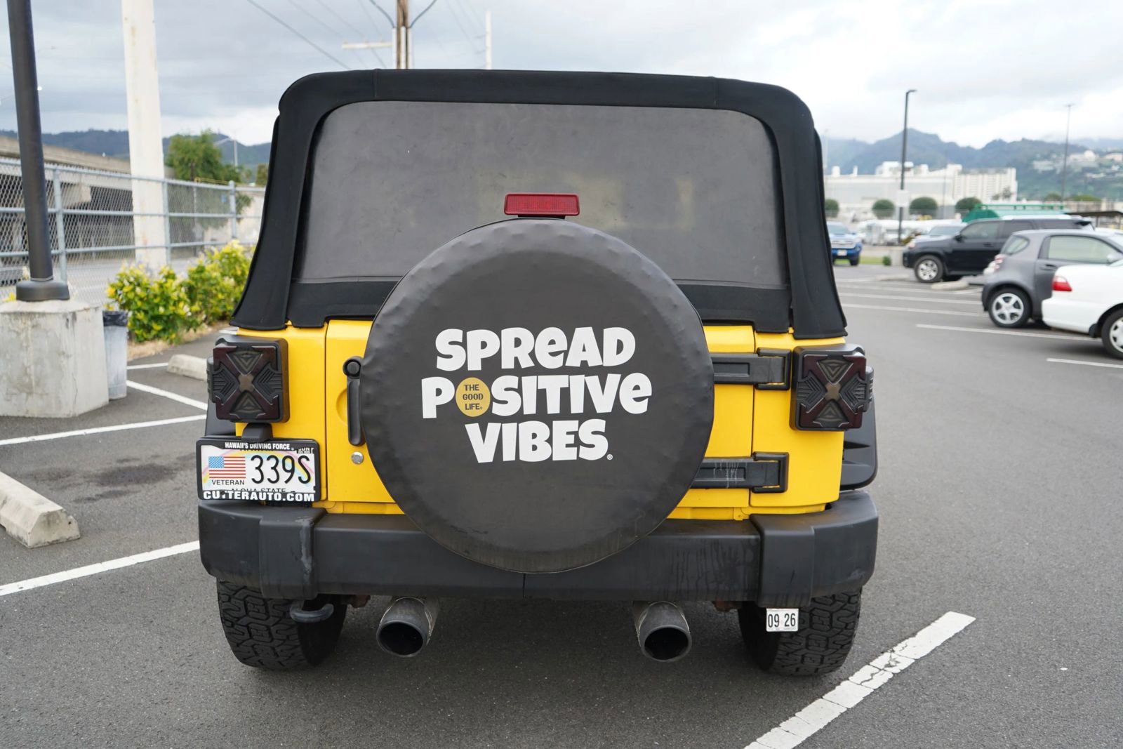 Used 2015 Jeep Wrangler Rubicon w/ Power Convenience Group image 23