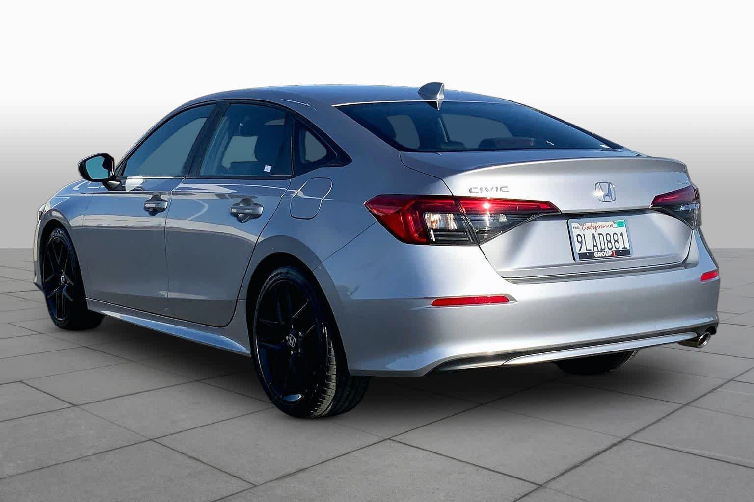 Used 2024 Honda Civic Sport image 11