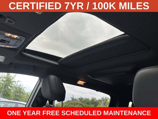 Used 2022 Toyota Sienna XLE Woodland Edition AWD/4WD image 16