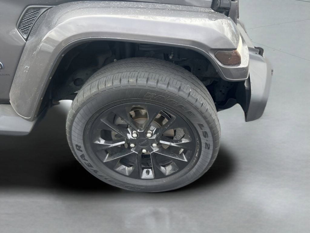 Used 2021 Jeep Wrangler Unlimited Sahara image 12