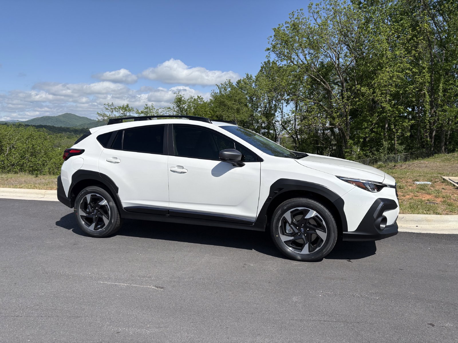 New 2026 Subaru Crosstrek 2.5i Limited w/ Popular Package #3A AWD/4WD image 7
