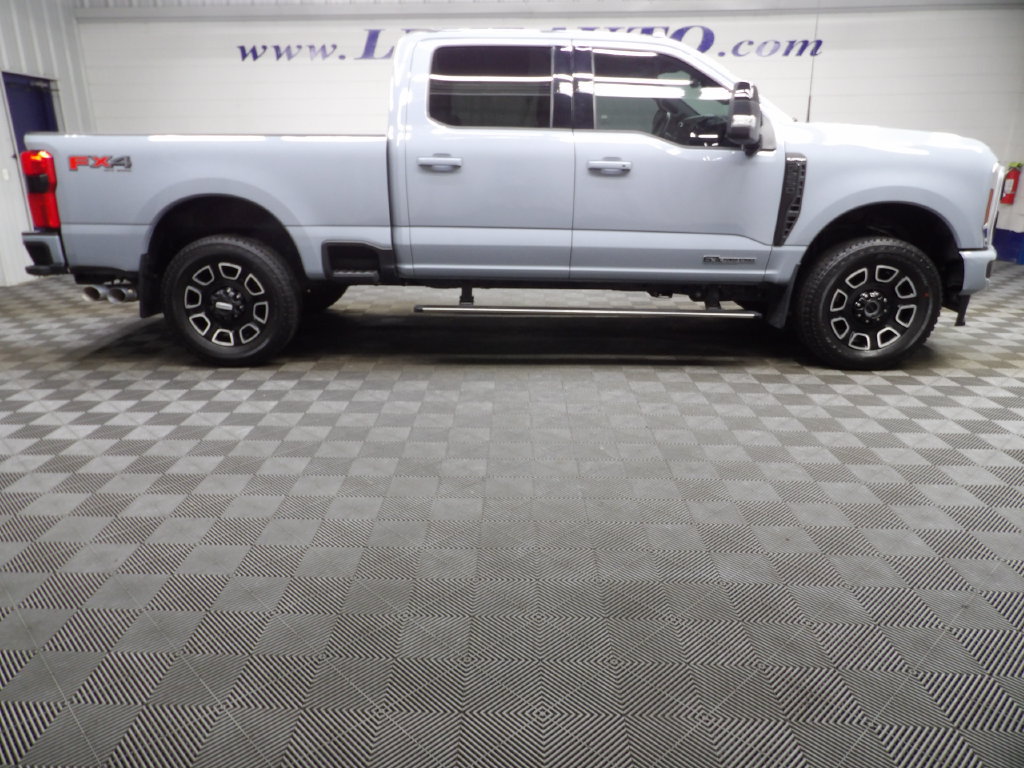 Used 2026 Ford F250 Platinum AWD/4WD image 2