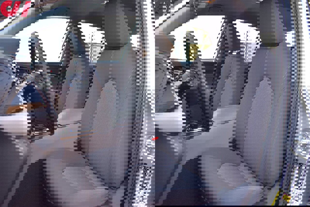 Used 2022 Toyota Camry LE AWD/4WD image 11