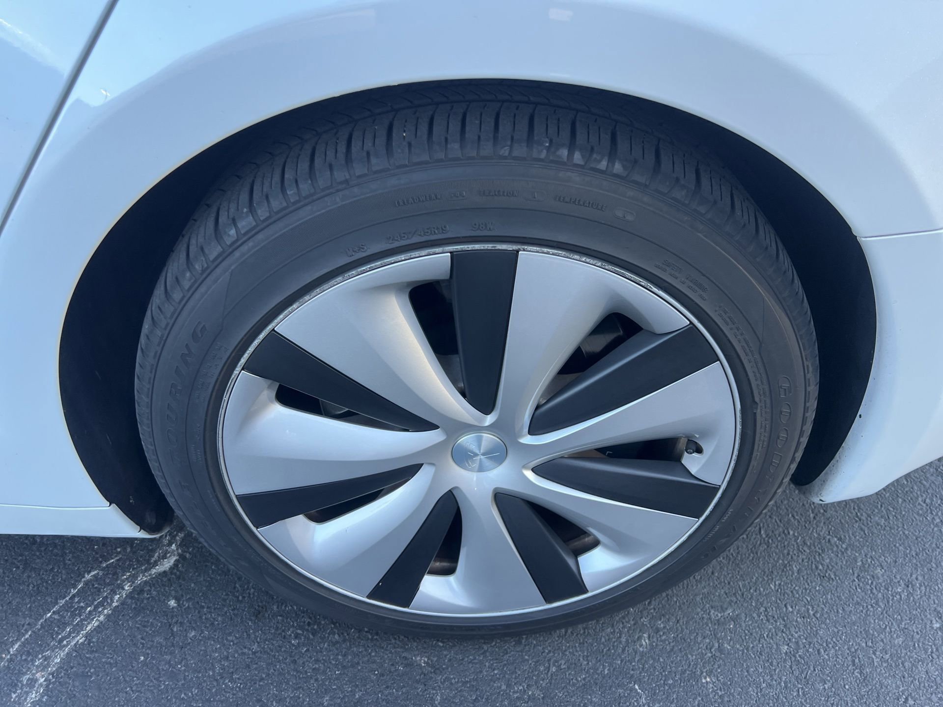 Used 2020 Tesla Model S Long Range AWD/4WD image 11