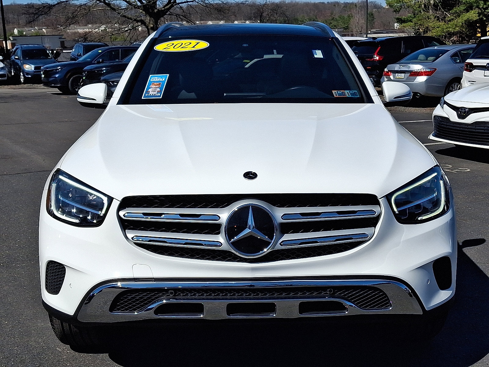 Used 2021 Mercedes-Benz GLC 300 4MATIC image 2
