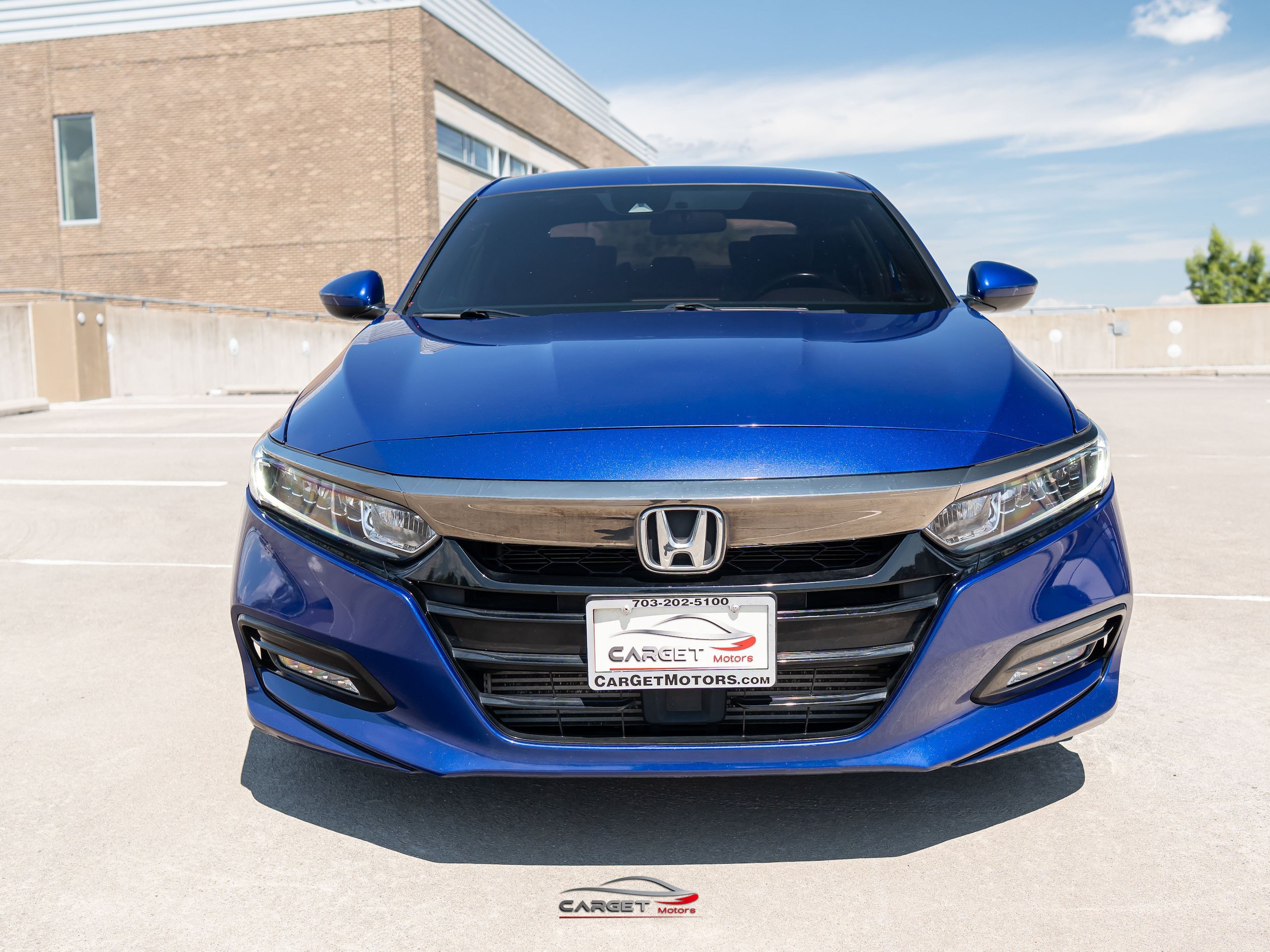 Used 2019 Honda Accord Sport image 2