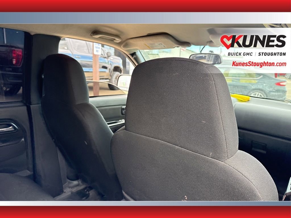 Used 2008 Chevrolet Colorado LT image 39