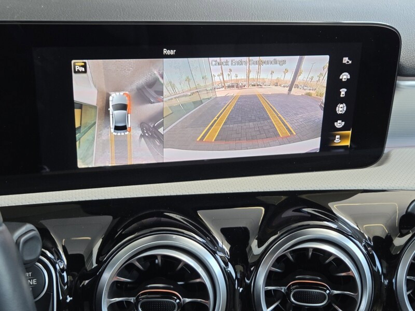 Certified 2022 Mercedes-Benz A 220 image 31
