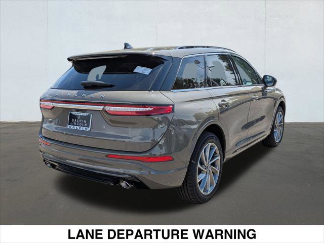 New 2025 Lincoln Corsair Grand Touring w/ Rear Removable Package Tray image 2