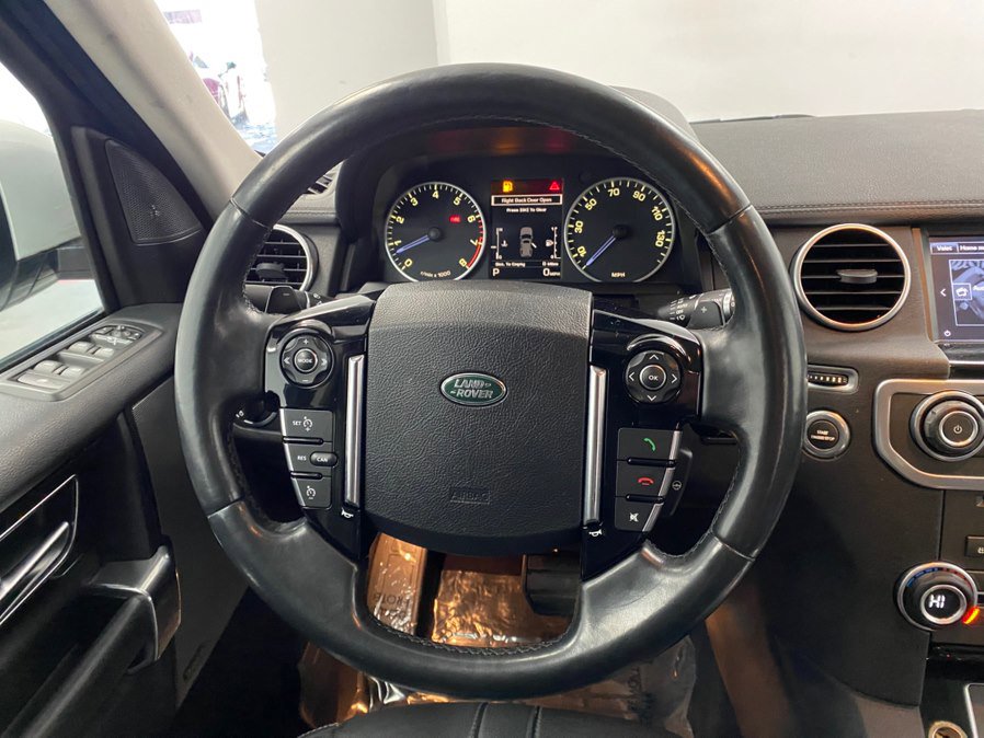 Used 2016 Land Rover LR4 HSE AWD/4WD image 35