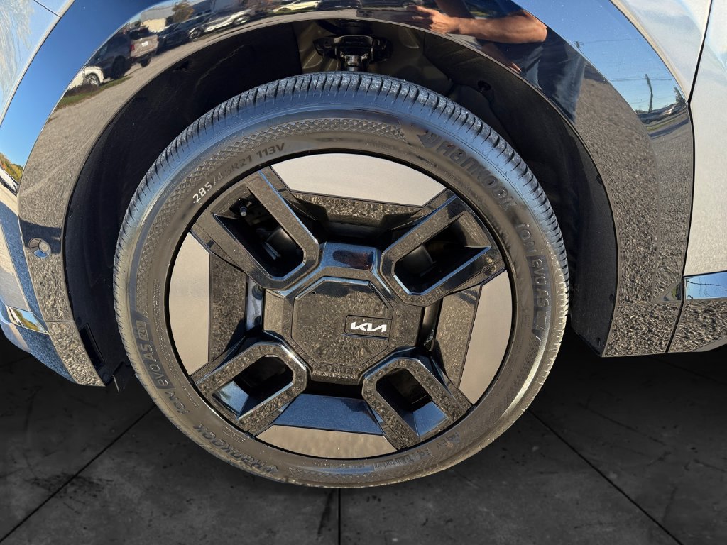 Used 2024 Kia EV9 GT-Line AWD/4WD image 14