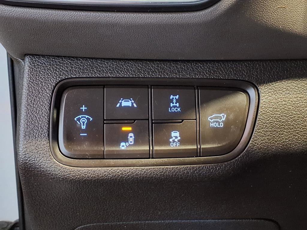 Used 2019 Hyundai Santa Fe Limited image 21