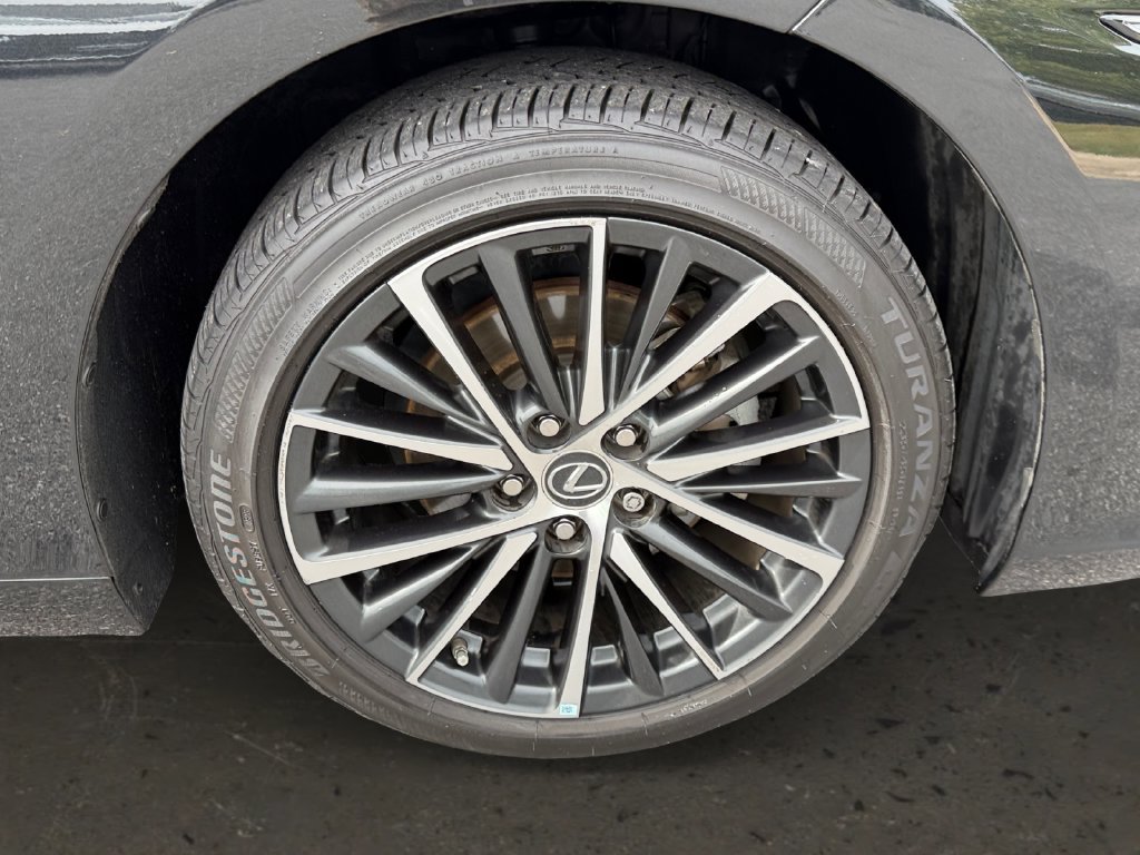 Certified 2024 Lexus ES 350 w/ Premium Package FWD image 26