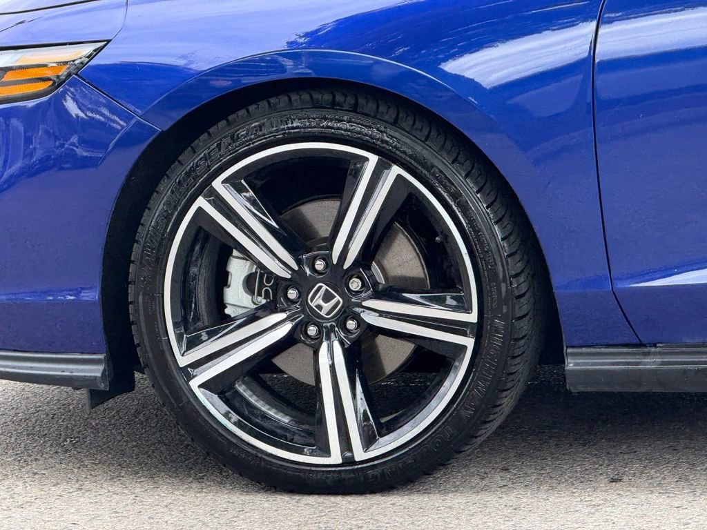 Used 2023 Honda Accord Sport image 10