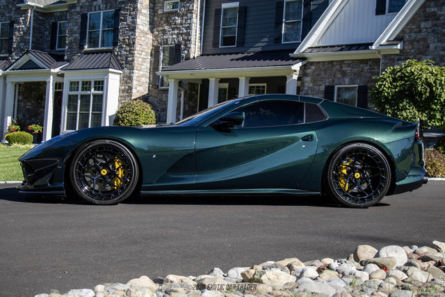 Used 2021 Ferrari 812 GTS RWD image 14