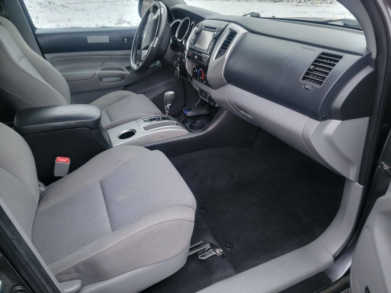 Used 2012 Toyota Tacoma 4x4 Double Cab image 22