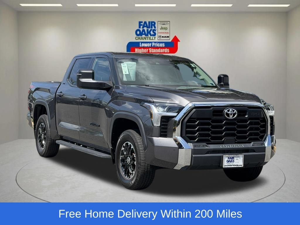 Used 2022 Toyota Tundra SR5 AWD/4WD image 1