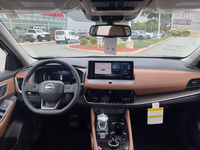 New 2026 Nissan Rogue Platinum AWD/4WD image 16