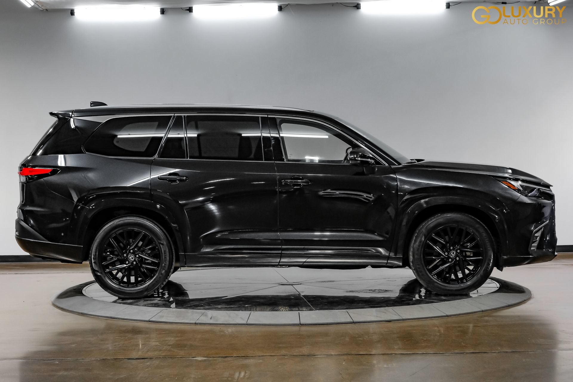 Used 2025 Lexus TX 350 FWD w/ Technology Package image 9