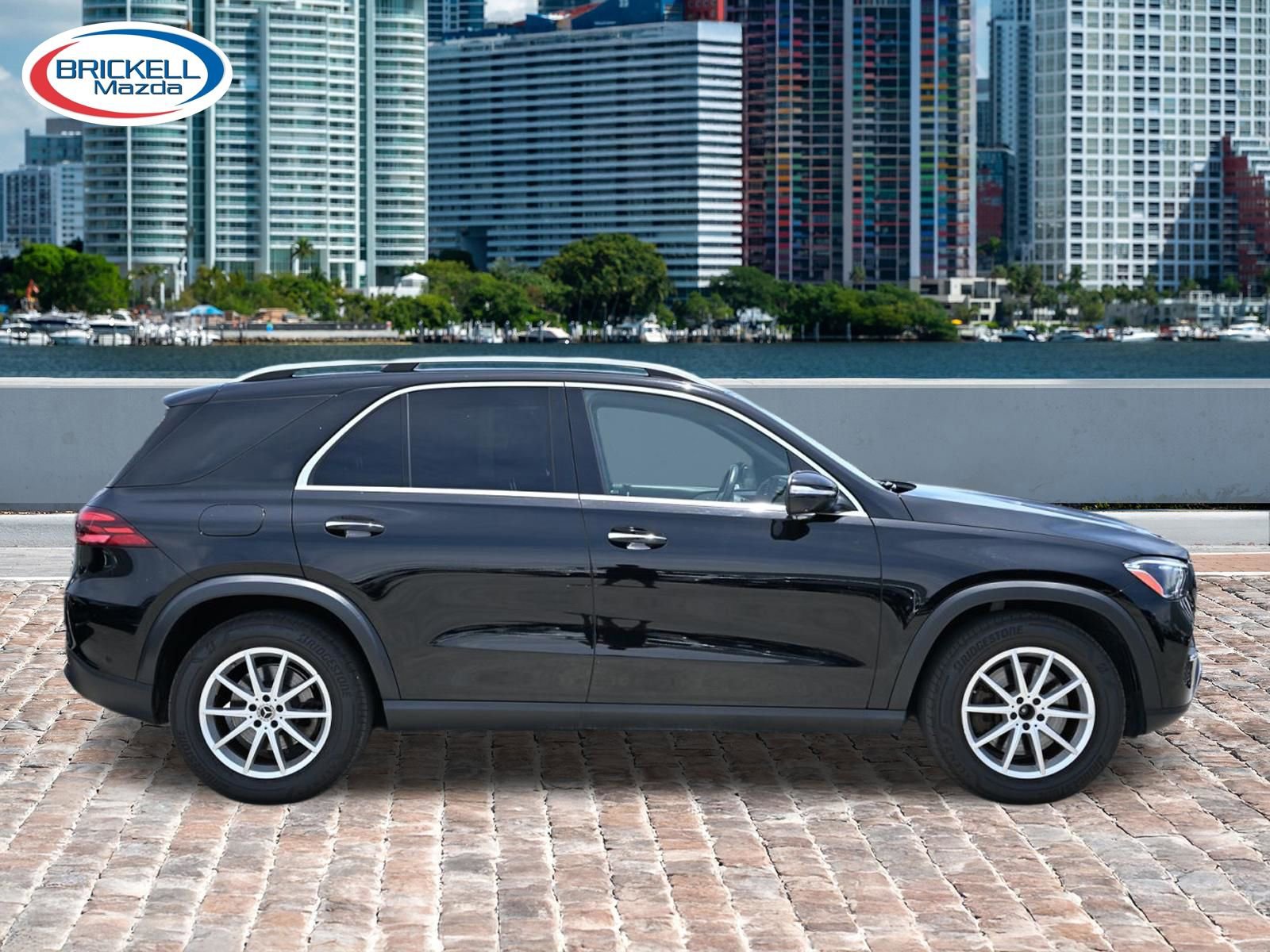 Used 2024 Mercedes-Benz GLE 450e 4MATIC image 4