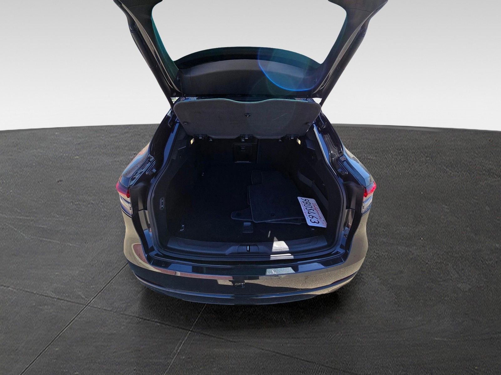 Used 2022 Maserati Levante GT image 6