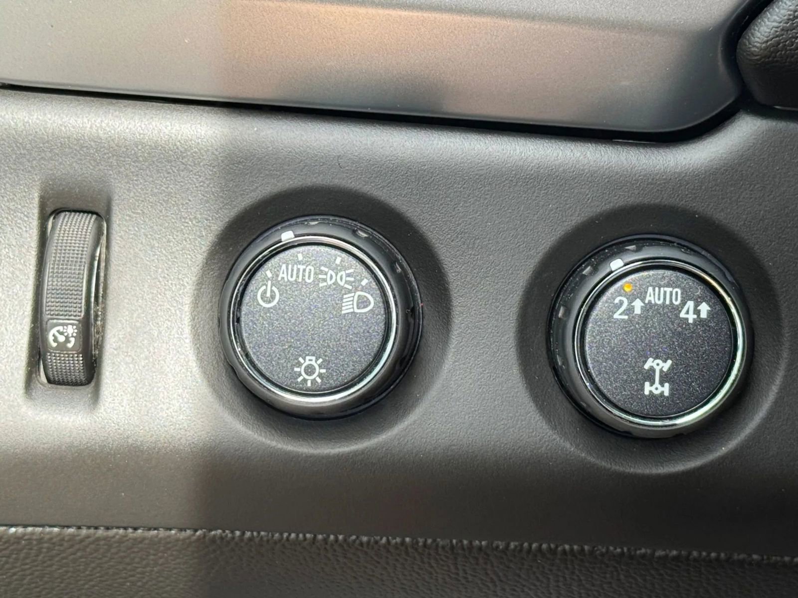 Used 2019 Chevrolet Tahoe LT image 26