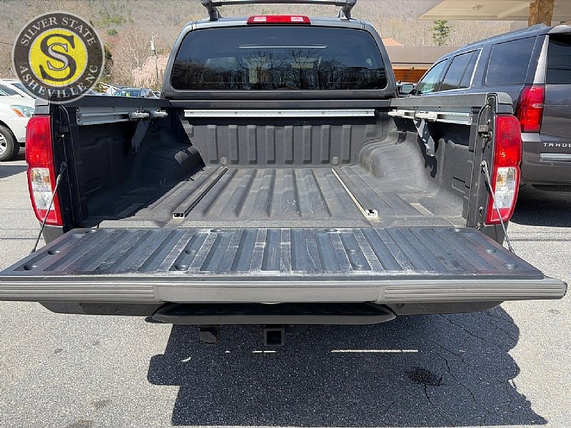 Used 2010 Nissan Frontier PRO-4X w/ Pro-4x Value Truck Pkg image 25