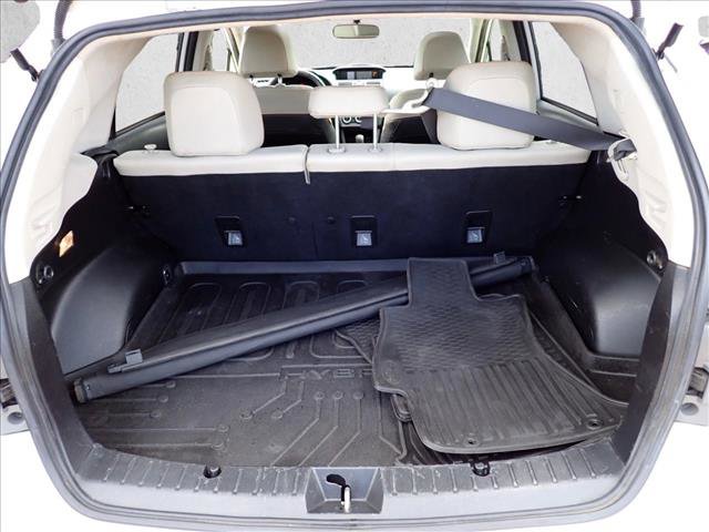 Used 2016 Subaru Crosstrek Touring AWD/4WD image 8
