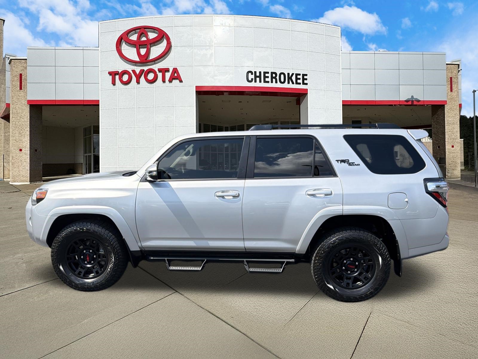 Used 2023 Toyota 4Runner TRD Off-Road Premium w/ Moonroof Package AWD/4WD image 8