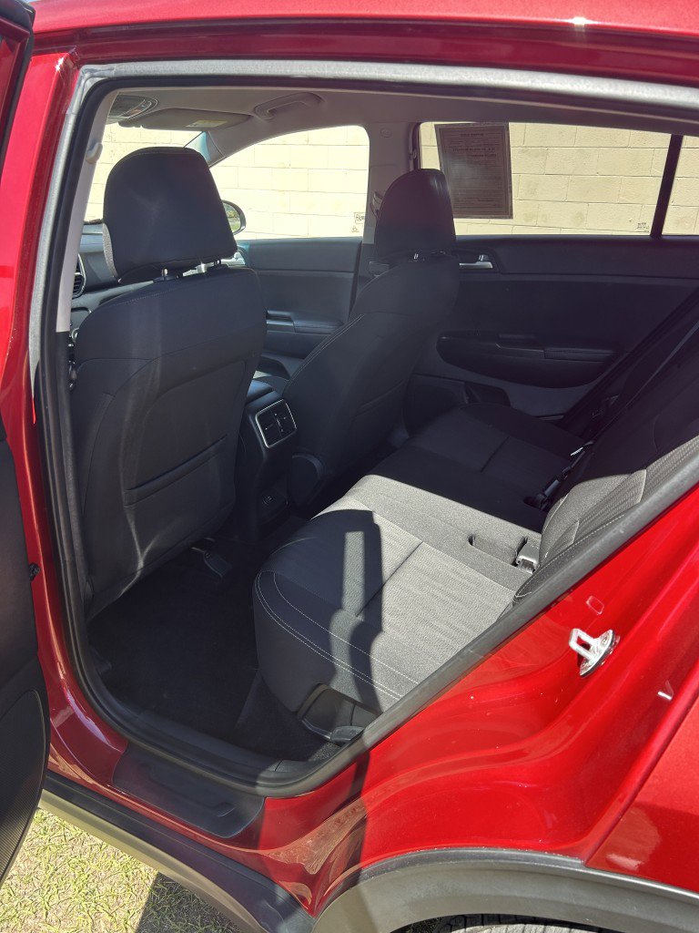 Used 2017 Kia Sportage LX AWD/4WD image 16